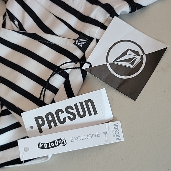 NWT Pacsun Volcom dress size small - Picture 8 of 8